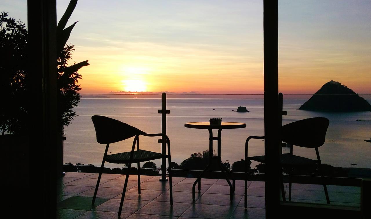 Sunset Hill Hotel Labuan Bajo Dış mekan fotoğraf
